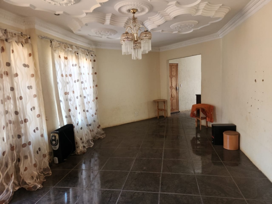 3 Bedroom Property for Sale in Geelhoutpark North West